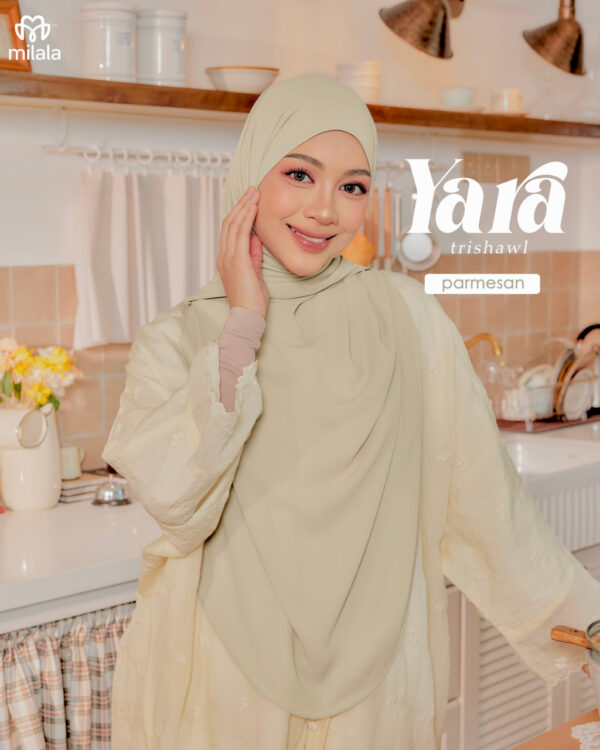 YARA TRISHAWL - PARMESAN