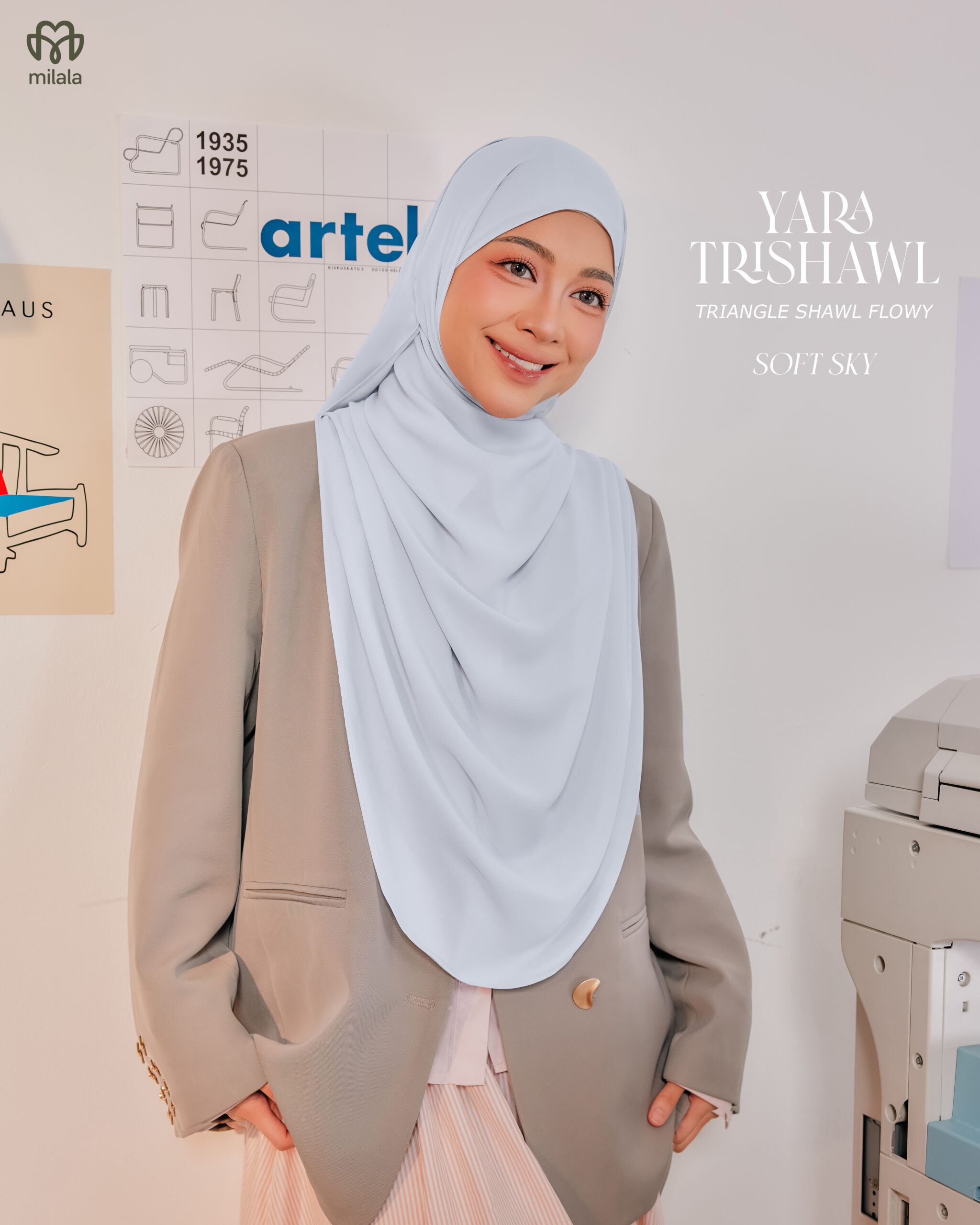 YARA TRISHAWL- SOFT SKY