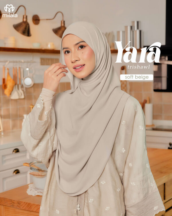 YARA TRISHAWL - SOFT BEIGE