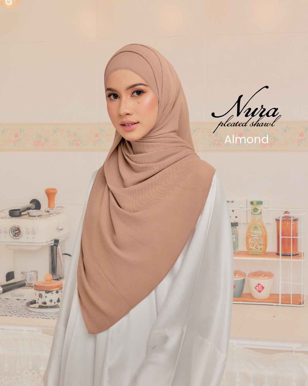 NURA PLEATED SHAWL - ALMOND