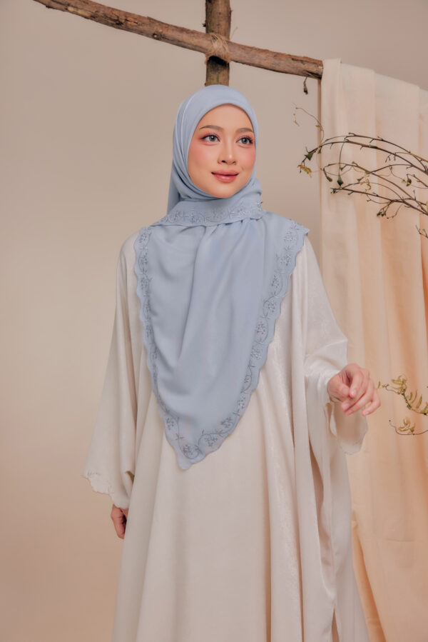 BABY BLUE - Image 2